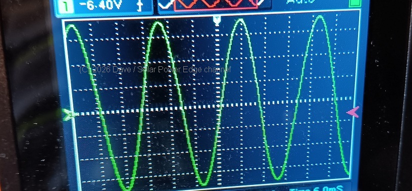 240v sine wave output on oscilloscope all in one PVT-8000W-48V off grid solar all in one inverter 48v v3